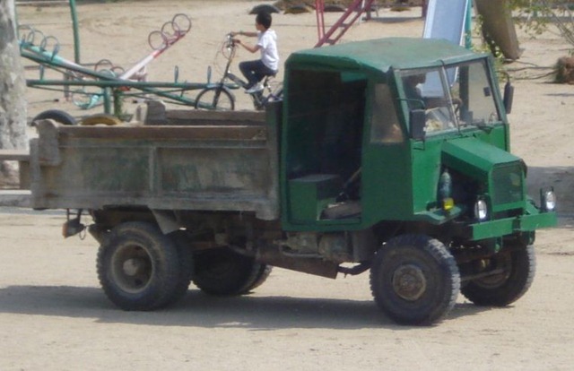 [liltruck[3].jpg]