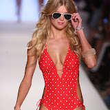 Jessica%20Simpson%20Swimwear%20Collection5 Jessica Simpson Swimwear Collection