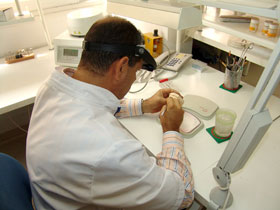 Laboratoire Proth&eacute;siste dentaire