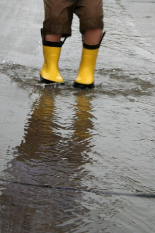 [Puddles, Leggos 011[3].jpg]