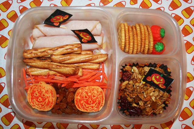 [Lunches Oct 26-28 002[3].jpg]