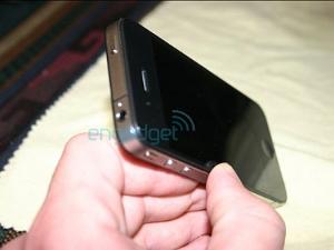 88463 prototipe iphone 300 225 iPhone 4G Comes with 80GB Storage?