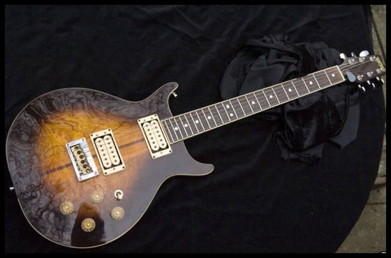 most-expensive-guitar-in-the-world-Bob-Marleys-Custom-made-Washburn-22-series-Hawk