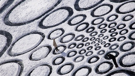 world’s largest snow drawing 05 world’s largest snow drawing 05