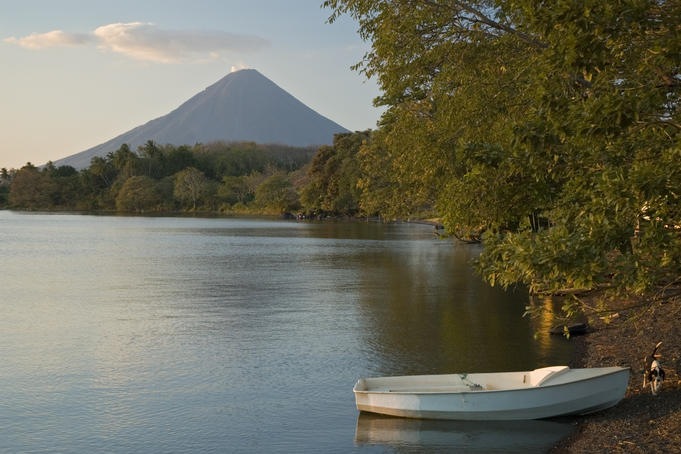 [Boat on Lago de Nicaragua with Volc[3].jpg]