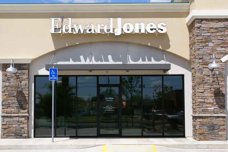 [Edward Jones[4].jpg]