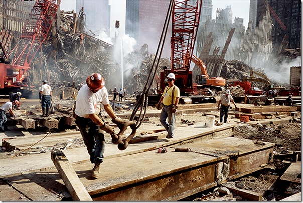 joel meyerowitz - Ironworkers at Ground Zero  2001