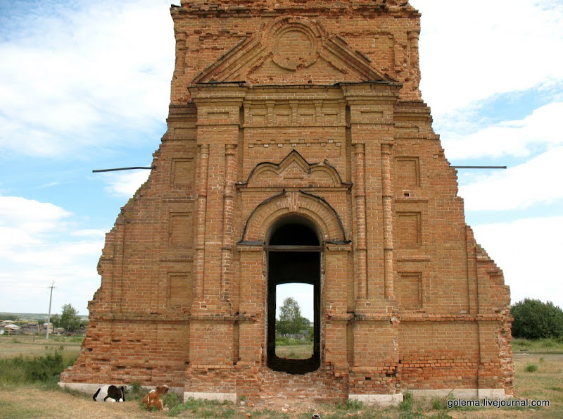 Село Дергачи. Церковь Архангела Михаила. 