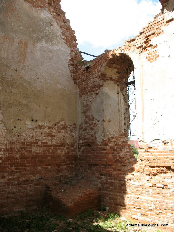 Село Дергачи. Церковь Архангела Михаила. 