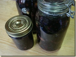 olives in 2-l jars_1_1