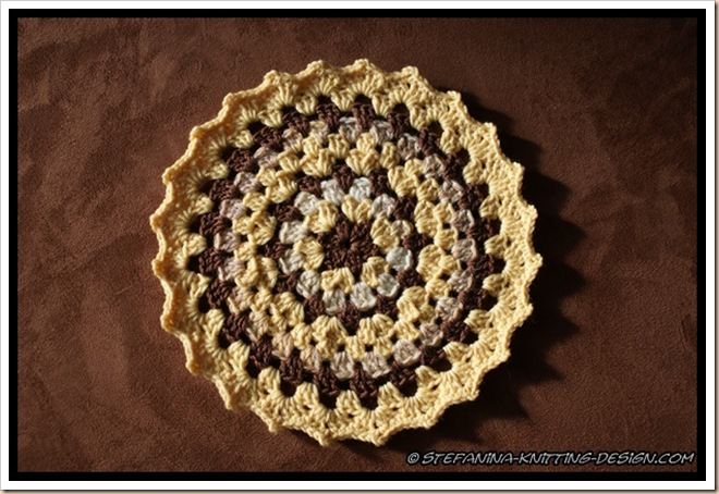 Mini granny mandala Mini granny mandala