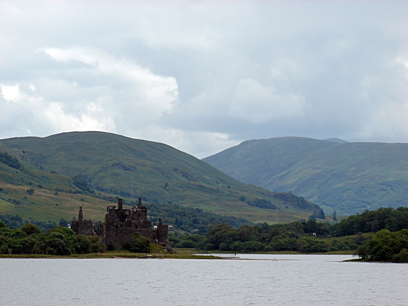 [Kilchurn Castle[4].jpg]