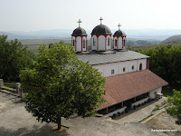 Monasterio de San Georgi en Negotino, lugar de encuentros y cama por 5 euros.