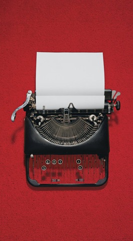 [brokentypewriter3.jpg]