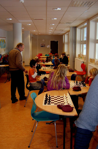 Skolesjakk på Lovisenlund skole