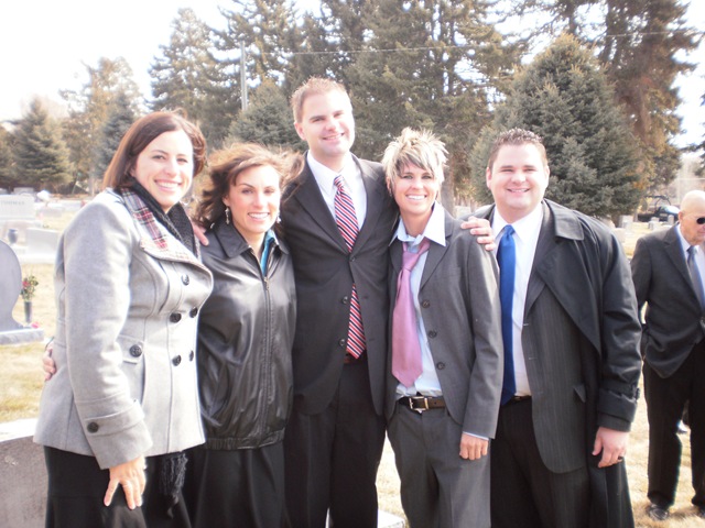 [Family Pictures 2009 - 2010 232[2].jpg]