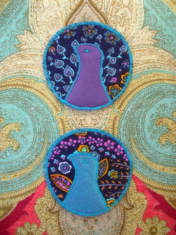 [peacock brooches2[5].jpg]