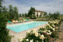 Guest House in Monteriggioni, Tuscany, Italy