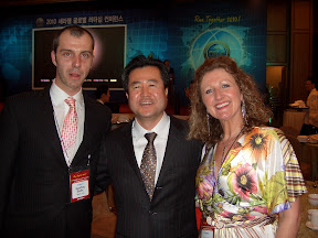 Julie & Geoff with Moo-Soo Lee, President of CERAGEM Europe