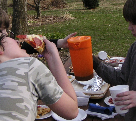 [Pizza Party 2[3].jpg]