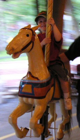 [Merry Go Round[5].jpg]