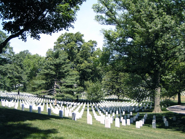 [Arlington Cemetery[3].jpg]