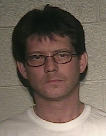 [Michael Parrett, Jr. photo from failure to appear arrest on non-support from 1-11-10[5].jpg]