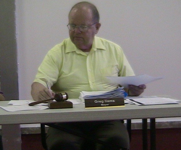 [Mayor Greg Iiams 8-09[4].jpg]