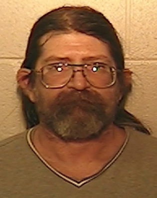 [Gregory Cloninger photo from illegal use of a minor in sexually-oriented material and voyeurism arrest from 8-23-09[5].jpg]