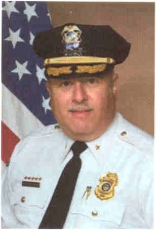 [Chief Kunze photo on 7-07[5].jpg]