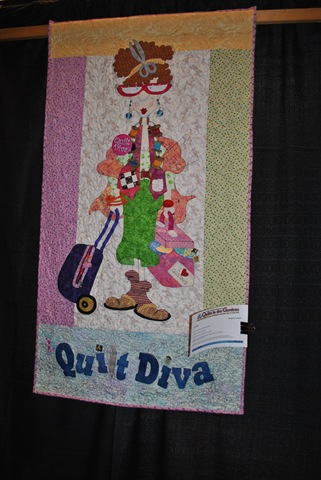 [Quilts in the Gardens 2011 040[3].jpg]