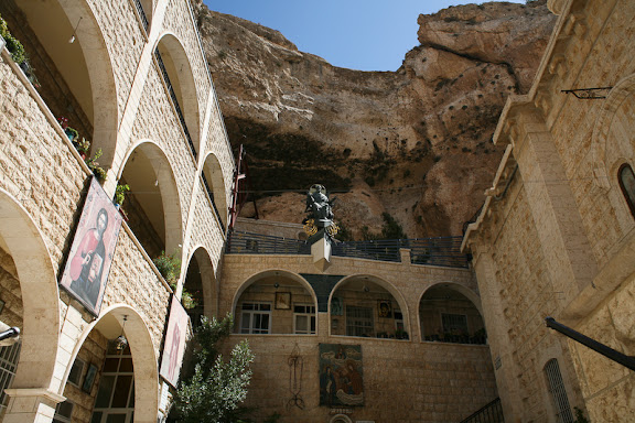  Maaloula to Fudo