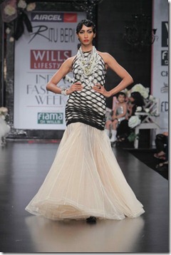 WIFW SS 2011 collection by Ritu Beri's 15