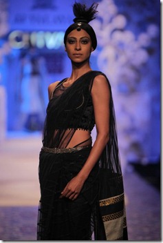 WIFW SS 2011 Collection By JJ Valaya9