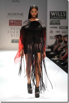 WIFW SS 2011collection by Morphe by Amit Aggarwal 6