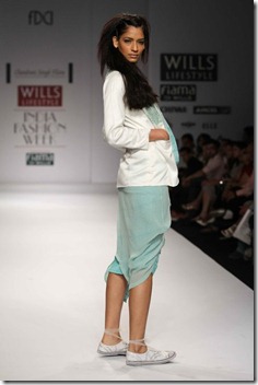 WIFW SS 2011 collection by Chandrani Singh Fllora 10