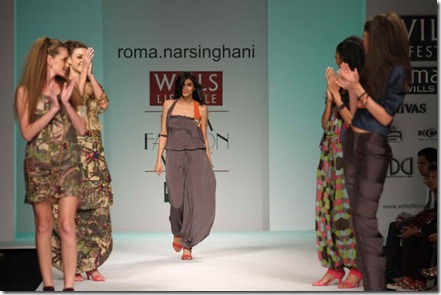 WIFW SS 2011 colection by Roma Narsinghani (12)