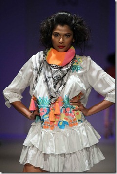 WIFW SS 2011 collection by Preeti Chandra's Show   (13)