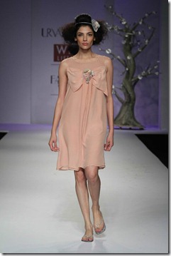 WIFW SS 2011collection by Urvashi Kaur  (13)