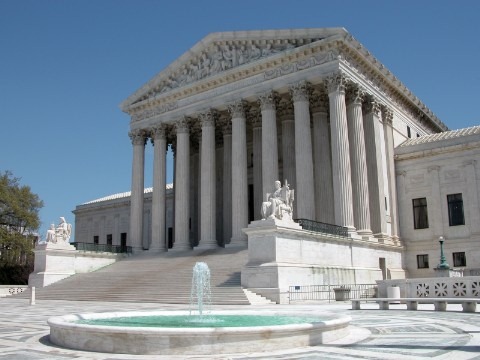 [supreme-court[4].jpg]