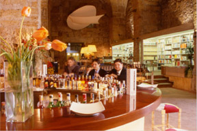 Sizilien - Addiopizzo - Kursaal Kalhesa - Die mafia-freie Kombination aus Restaurant, Bar und Buchladen