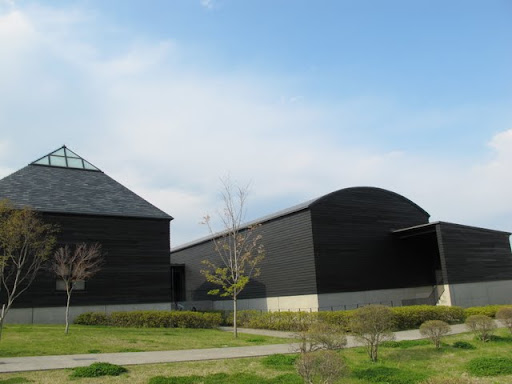 ハラミュージアムアーク