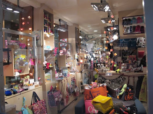 パリのアーケイド