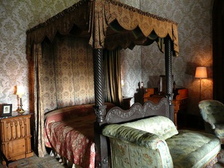 Penrhyn Castle, slate bed