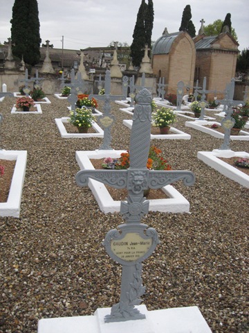 [CEmenterio de Montauban 035[5].jpg]