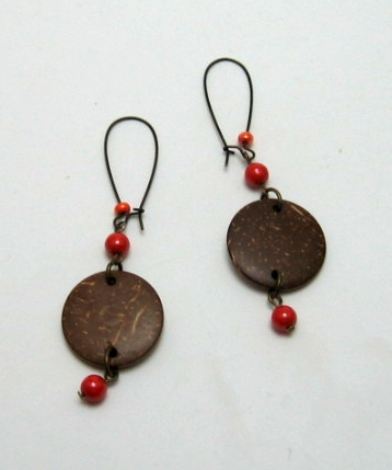 Post Thumbnail of Earrings - Orange and Coconut