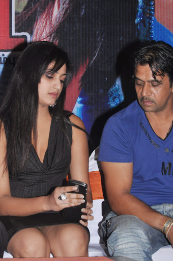 CLICK THE ABOVE ARROW TO  ZOOM THE IMAGE