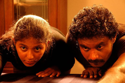 CLICK THE ABOVE ARROW TO  ZOOM THE IMAGE