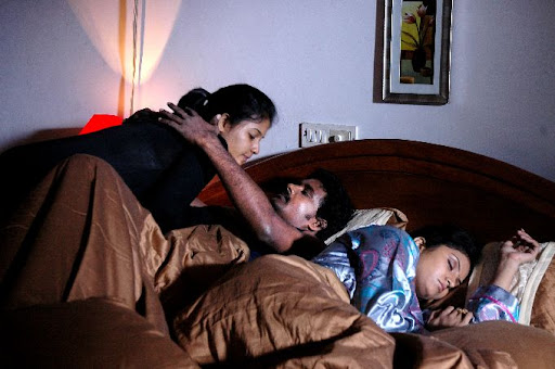 CLICK THE ABOVE ARROW TO  ZOOM THE IMAGE