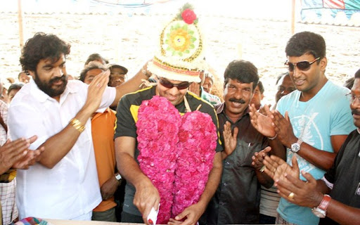 CLICK THE ABOVE ARROW TO  ZOOM THE IMAGE